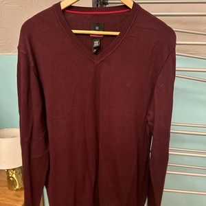 Burgundy Victorinox fitted sweater
